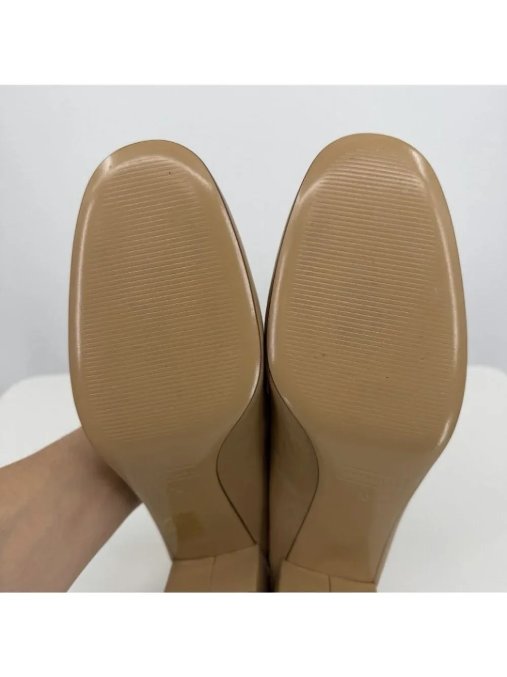 Everlane Italian Leather Day Heel Light Taupe 10 Women's Elastic Back Comfort